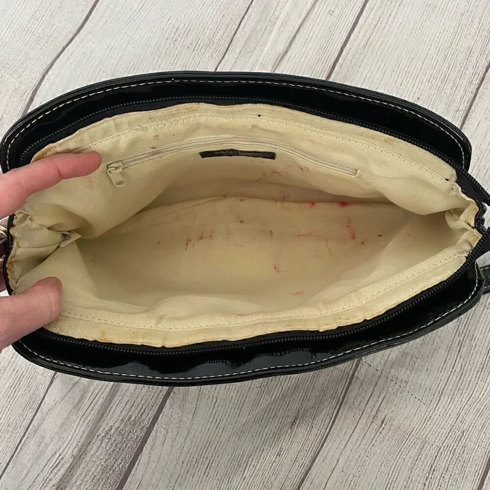 Bisou Bisou patent leather zip close wristlet clutch black